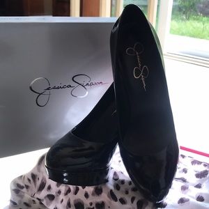 Jessica Simpson Brook patent leather 4” pumps 8.5M